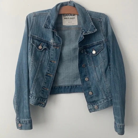 Denim jacket - Picture 2 of 7